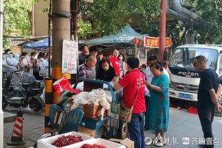 足球报：国足至暗时刻会在未来到来，不知哪个倒霉主帅会摊上